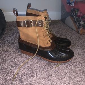 Henry Ferreira duck boot style boots